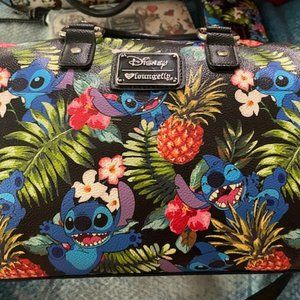 Loungefly Hawaiian Pebbled Stitch Purse & Wallet